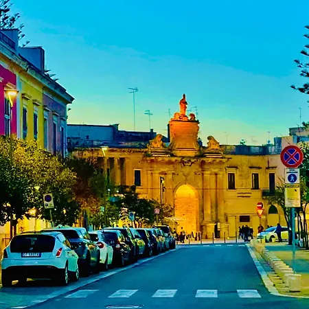 Casa vacanze Casa Loca 2 Intera Casa A Due Passi Da Porta San Biagio E Dalla Stazione Dei Treni *